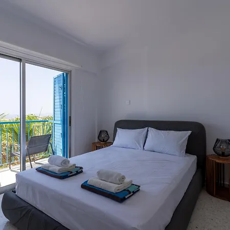 Seaview Serenity - A 2 Bedroom Townhouse In Paphos * Klorakas